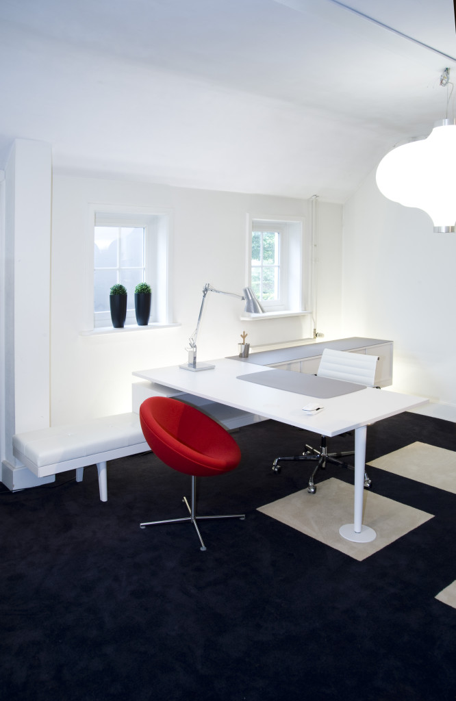 Vitra Level 34 bureau werkplek